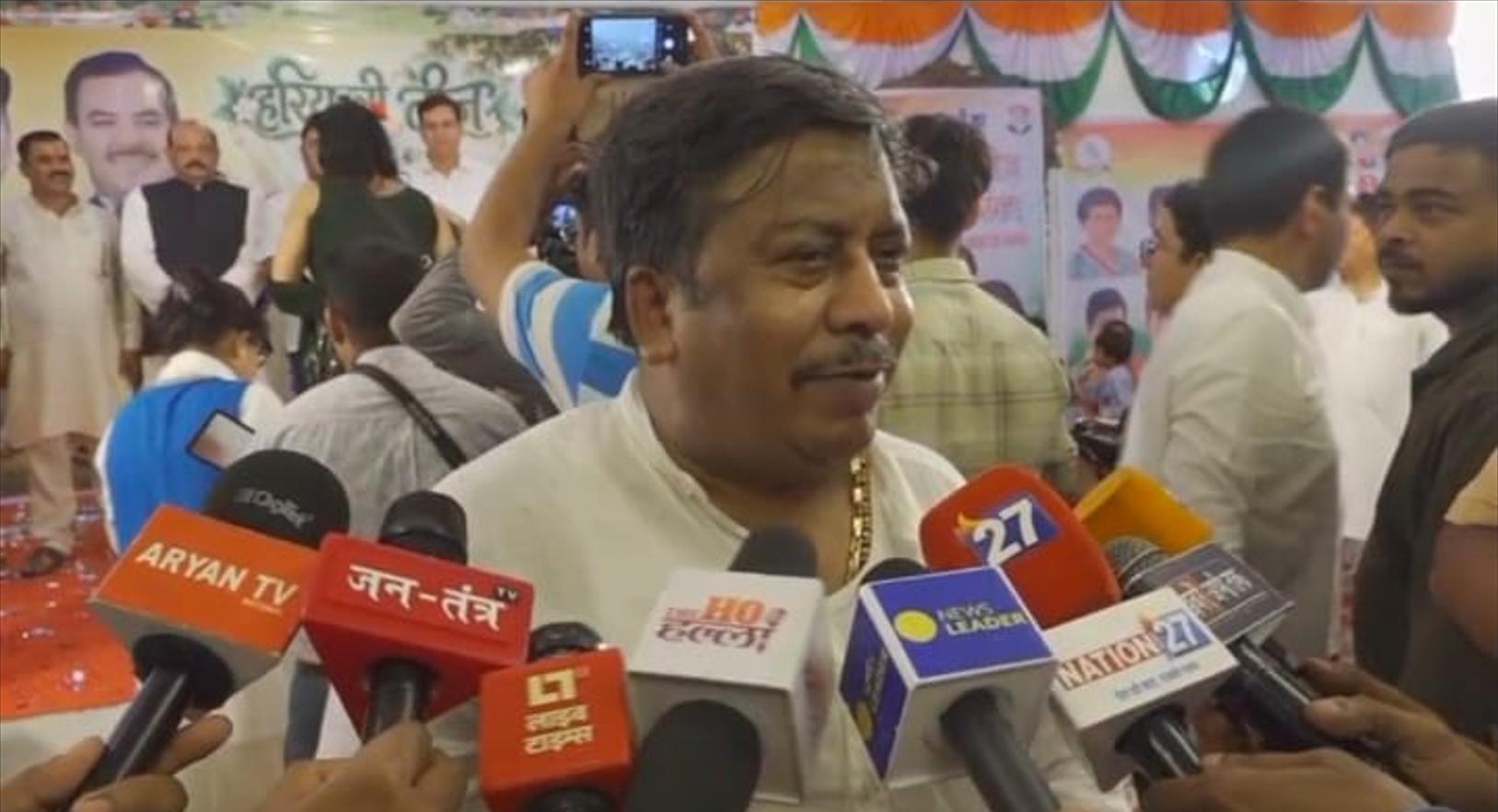 सामाजिक कार्यकर्ता एवं कांग्रेस महासचिव संजय कन्नौजिया ‘कद्दू भाई’
